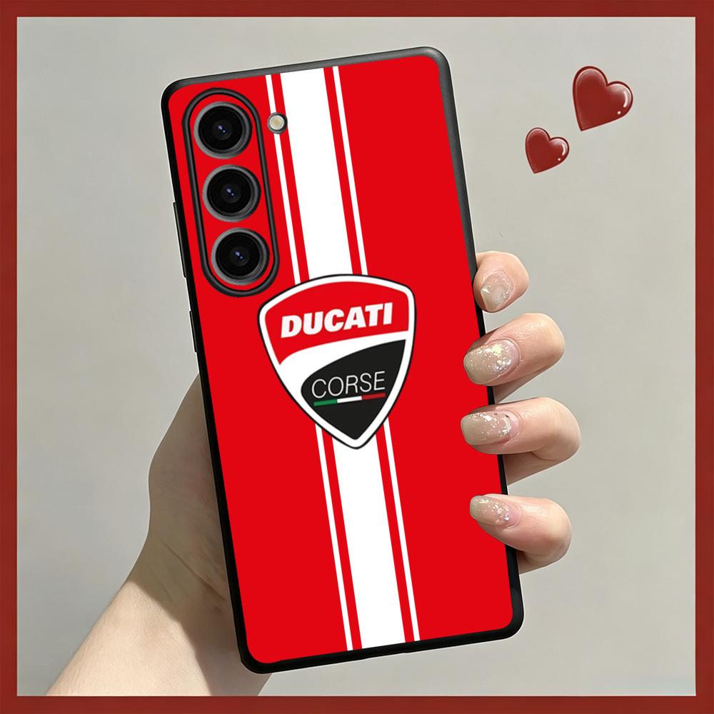 Stylowe etui na telefon D-Duca – Samsung Galaxy S25 recenzja i cena